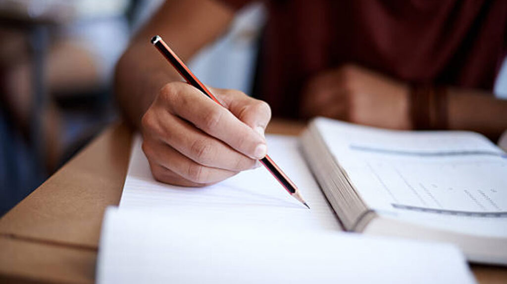 Ways-Students-Can-Improve-Their-Test-Grades