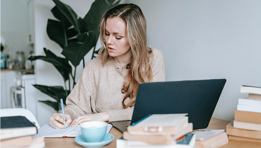 Student hiring a legit expert for online test help.